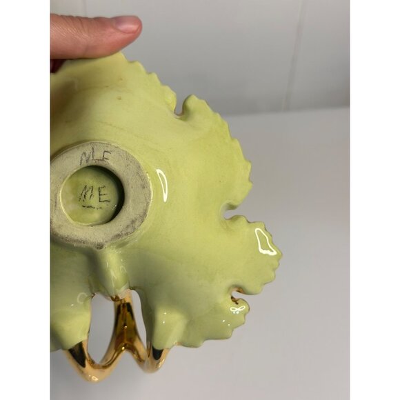 VTG Porcelain Leaf Dish – Light Green w/ Gold Handle, 5" Collectible Centerpiece - Picture 3 of 4